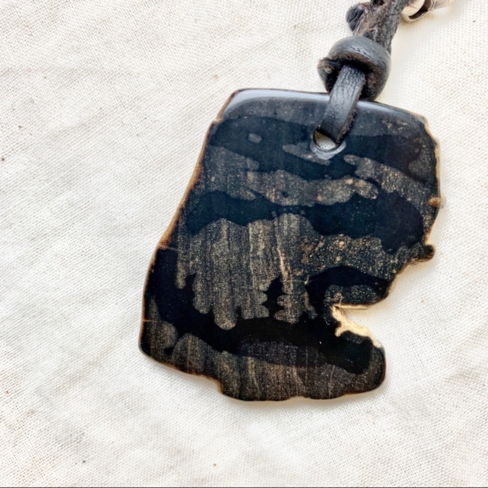 Petrified Wood Necklace Silver Rollo Chain - Picture 4 of 16